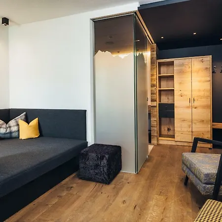 Cores Hotel Fiss