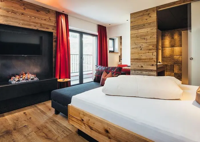 Cores Szálloda Fiss